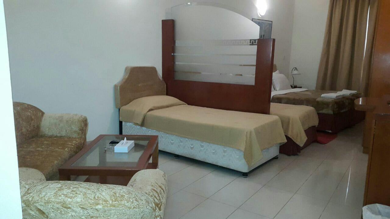 Al Raien Hotel Apartment Dubai Bagian luar foto