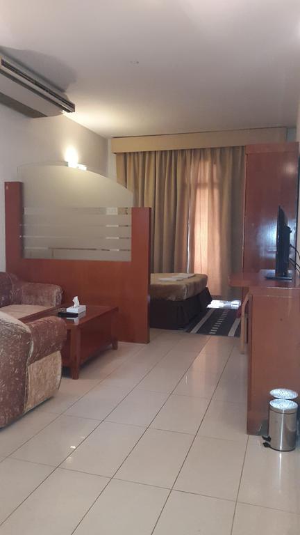 Al Raien Hotel Apartment Dubai Ruang foto