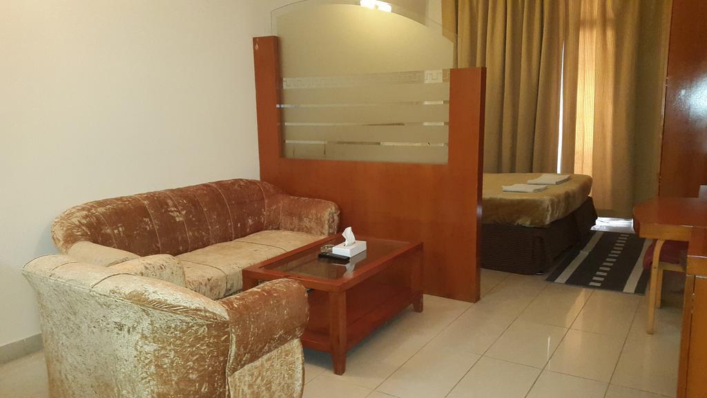 Al Raien Hotel Apartment Dubai Ruang foto